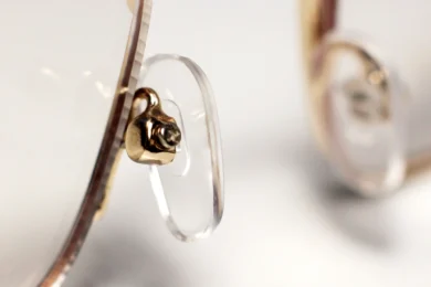 nose pads of glasses
