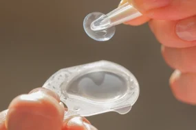 contact lenses for astigmatism